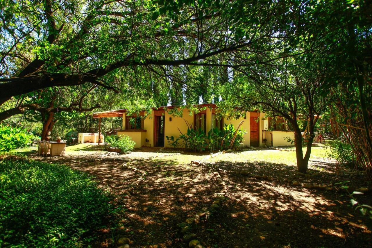 Hotel Croa La Rana Yacanto Exterior foto